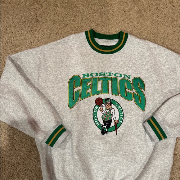 Abercrombie & Fitch Other - Gray Crewneck Sweatshirt